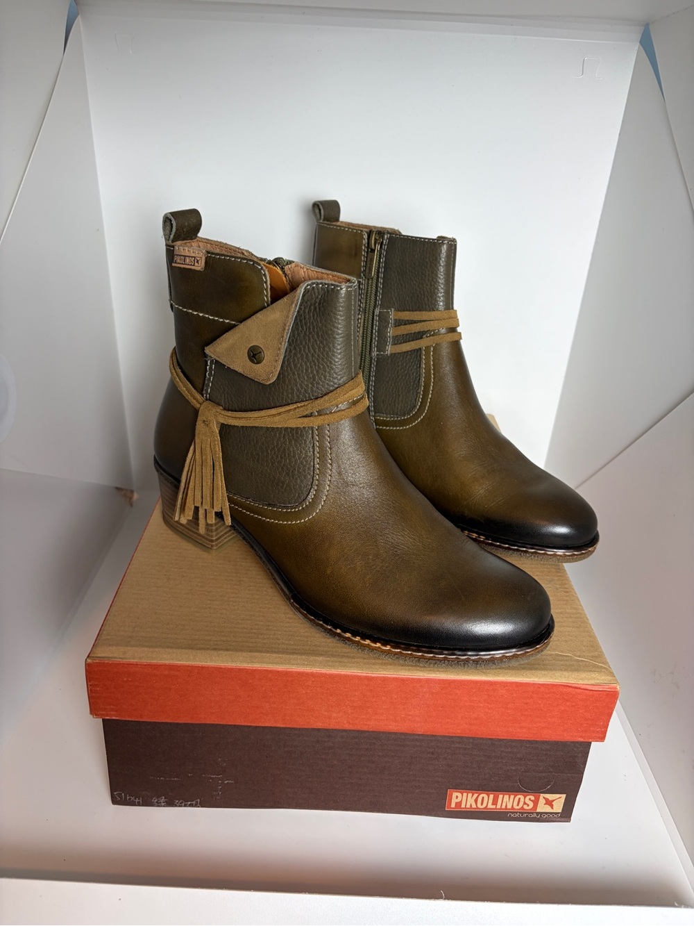 PIKOLINOS Zaragoza Leather Ankle Boots with Tassel Wrap in Moss Brown; Size 39